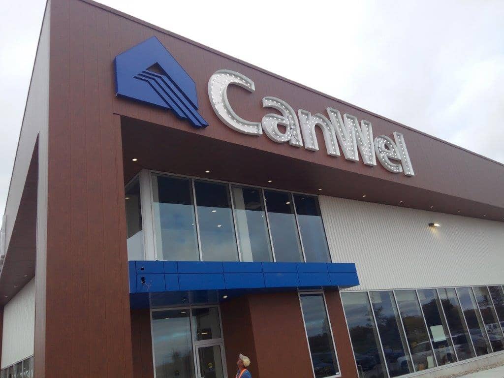Canwel - Illuminated Channel Letters (1)